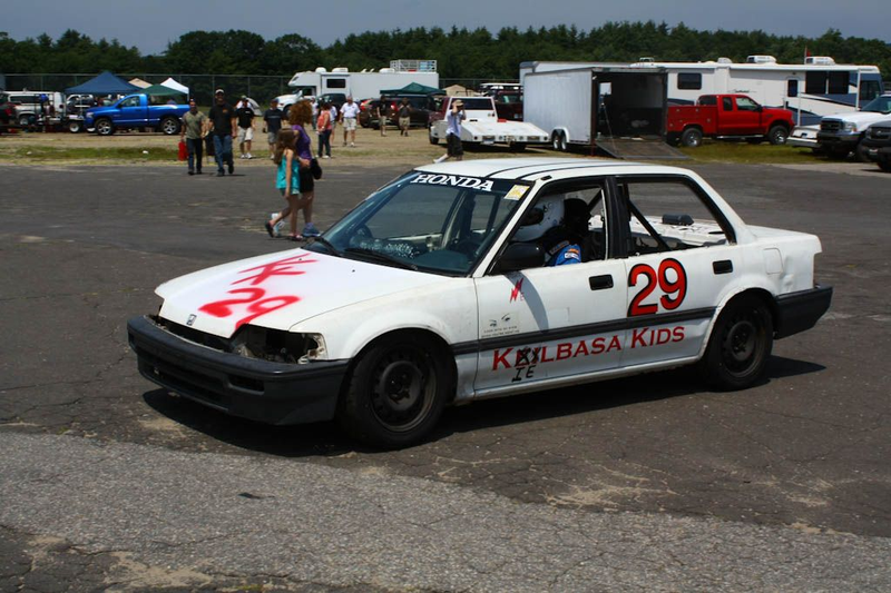 Illustration for article titled The 24 Hours Of LeMons New England 2009 Über Gallery, Part 2